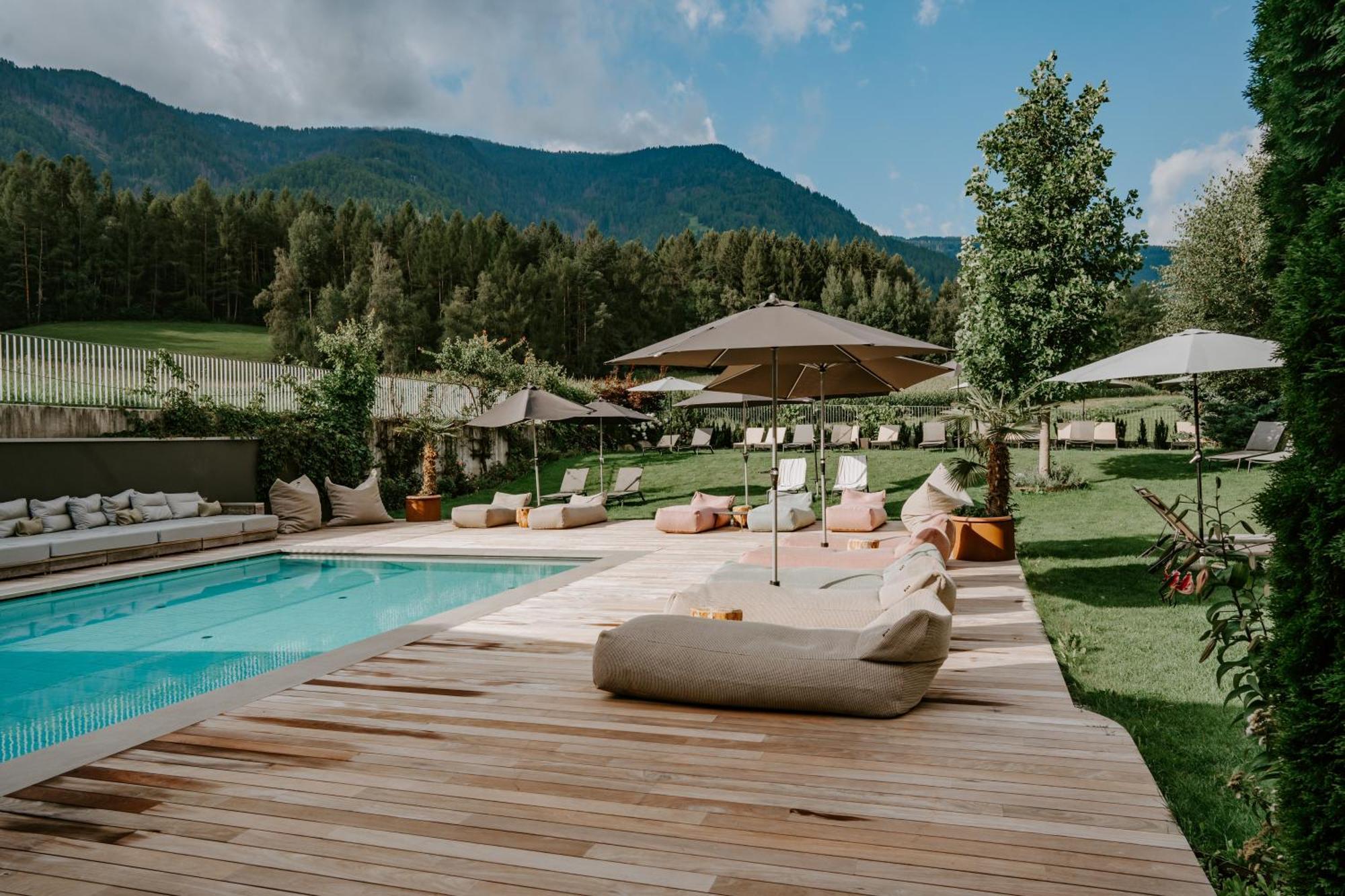 Hotel Petrus Brunico Dış mekan fotoğraf