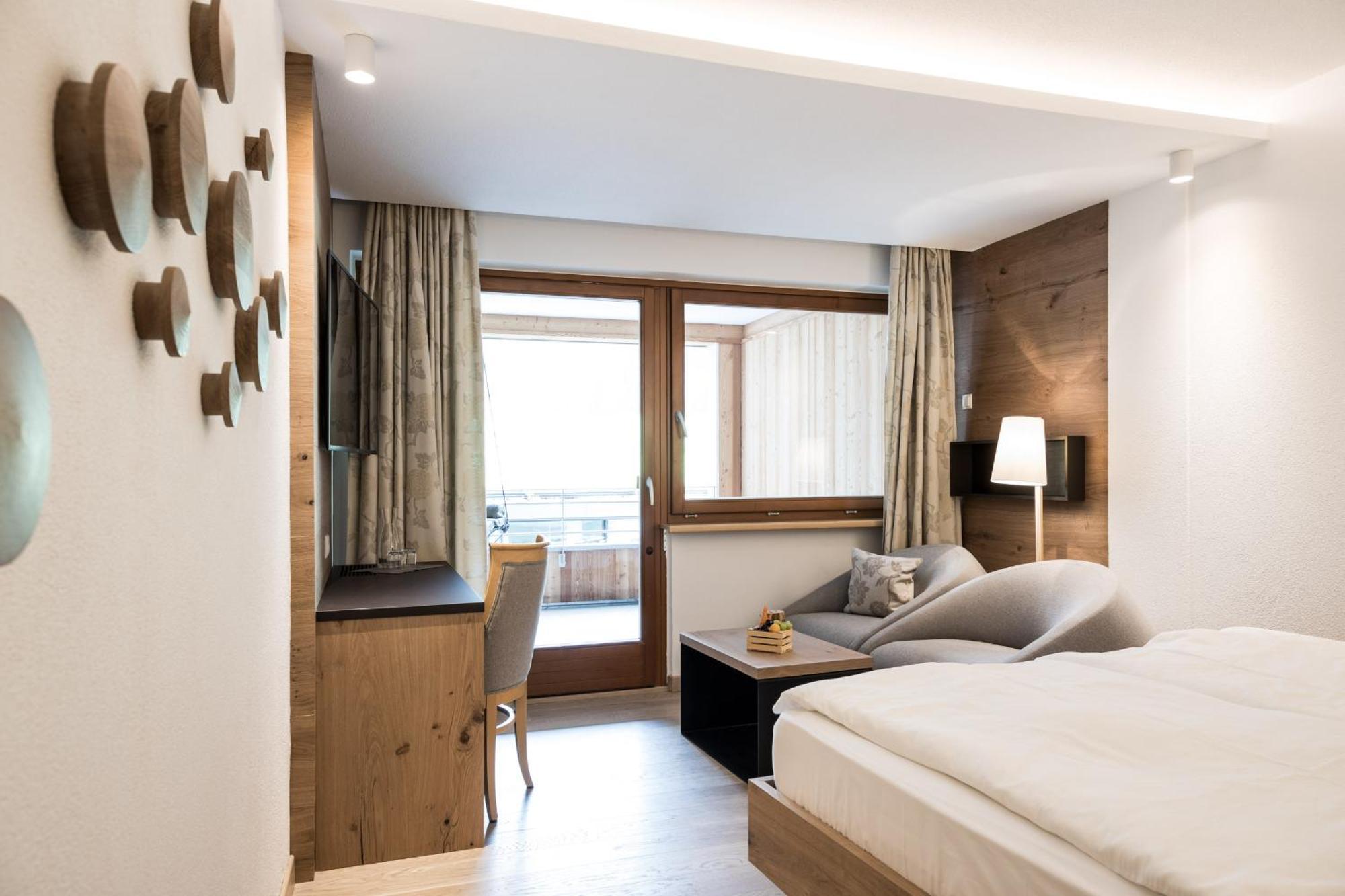 Hotel Petrus Brunico Dış mekan fotoğraf