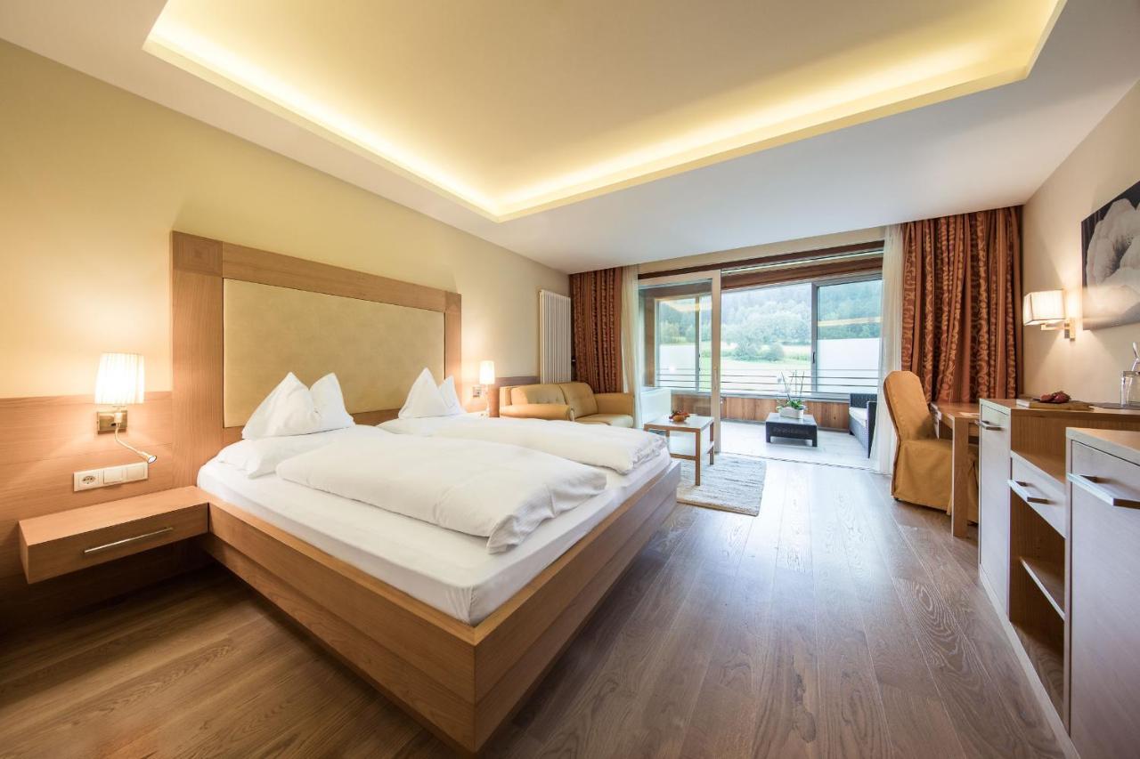 Hotel Petrus Brunico Dış mekan fotoğraf
